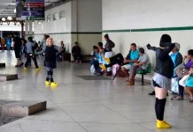 Bal&eacute; de Rio Preto apresentou espet&aacute;culo interativo na Rodovi&aacute;ria