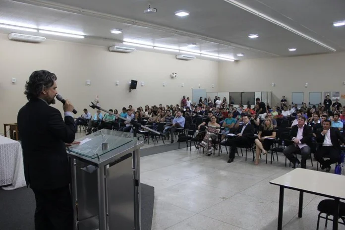 Tuti fecha parceria com IMESB e Caia palestra sobre &lsquo;Turismo Sustent&aacute;vel&rsquo;