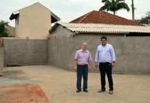 Geninho e Salata conferem obras da Rua da Cavalhada, no Carterville