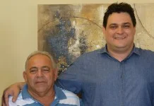 Geninho cumprimenta Niquinha pelo sucesso do Ol&iacute;mpia Futebol Clube na 2&ordf; Divis&atilde;o