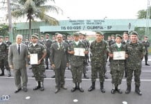 De 50 jovens, 43 concluíram o serviço militar no TG. Cerimônia também foi de entrega de diplomas e medalhas