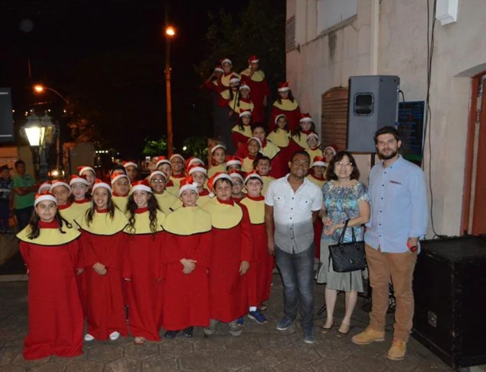 Coral Vozes da Escola fez apresenta&ccedil;&atilde;o especial no Museu
