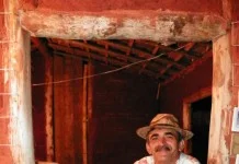 Tuti Potiguar inaugura hoje casa de taipa feita pelo artista Paulo Varela, inédita em hotelaria