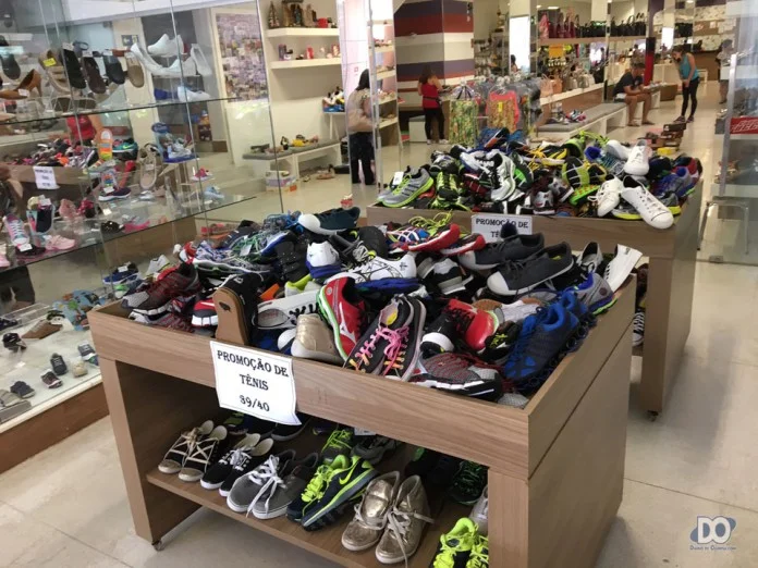 Termina neste sábado a ‘Folia do Tênis’ da Casa Fucci com descontos de até 60%