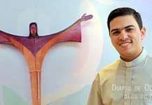 Padre Carlos permanece sedado após cirurgia, informa bispo