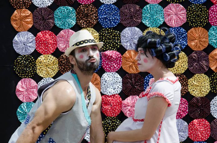 ‘Teatro dos Andarilhos’ apresenta hoje a cultura do ‘Boi Bumbá’