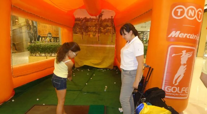 Federação Paulista promove demonstrações e aulas gratuitas de golfe no Iguatemi