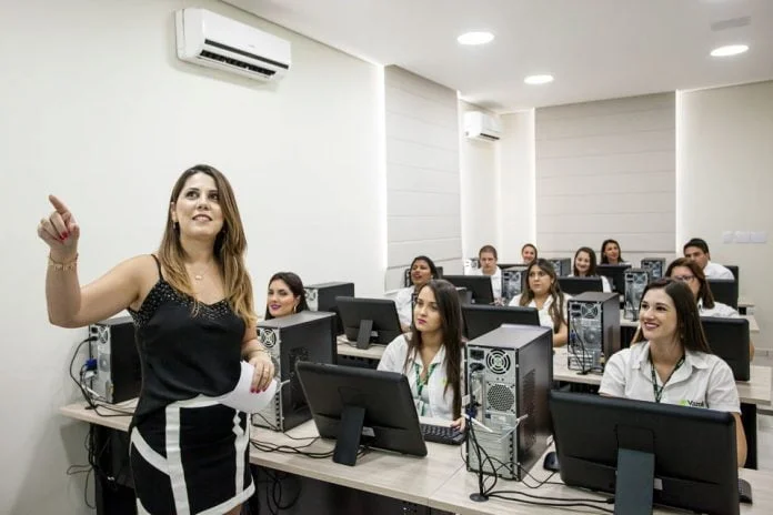 Elas são mães, ocupam cargos de expressão e são profissionais bem-sucedidas