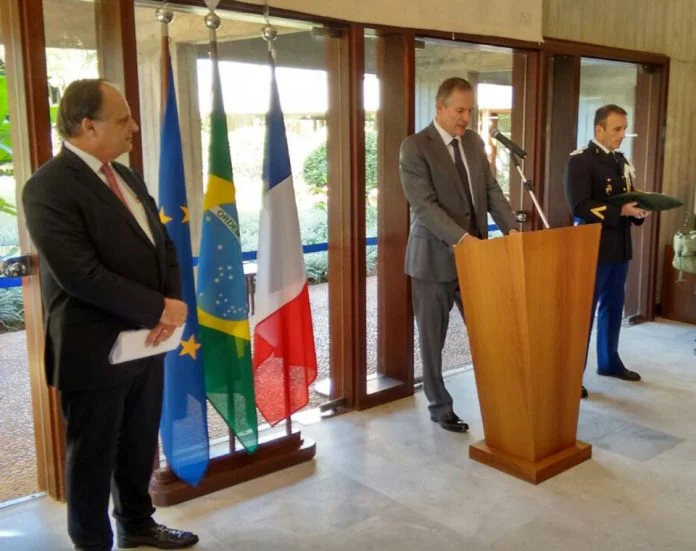 Diretor da Tereos é homenageado pelo Governo Francês