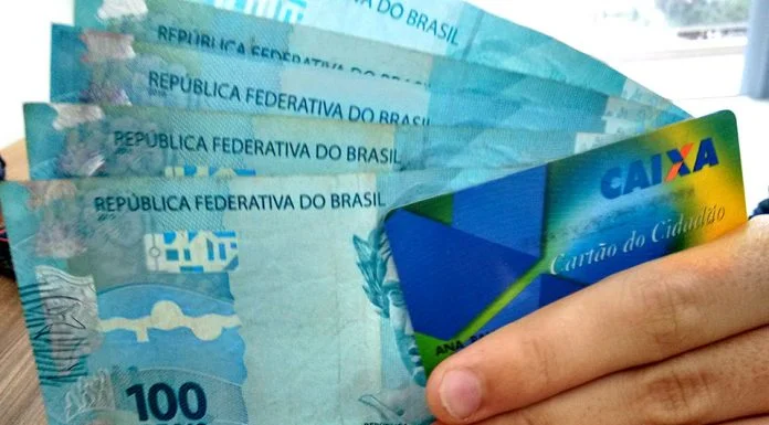 Abono PIS/Pasep começa a ser pago hoje. Veja se você tem direito