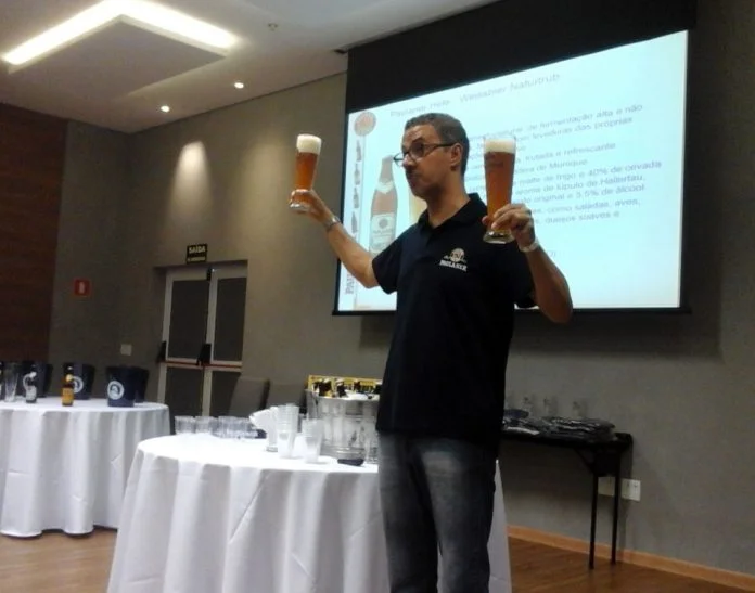 Oktoberfest do Celebration Resort Olímpia ensina degustar cerveja