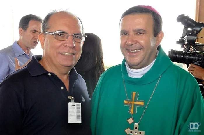 Fernando Cunha e o bispo Dom Tomé