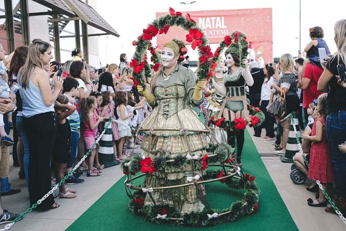 MUSICAL DE NATAL COM GRUPO LIGIA AYDAR NESTA SEXTA-FEIRA 23/12 ÀS 20H.