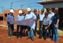 ‘Vida Nova’ está com obras adiantadas e há casas para venda, diz Geninho