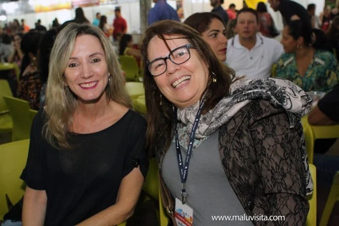 Hot-Beach-Feira-Gastronomica-Artesanal-Food-Truck_8632-768x512
