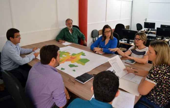 Comissão Municipal para revisar o IPTU de Olímpia realiza a primeira reunião