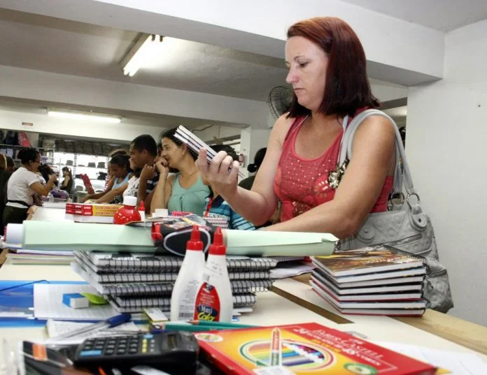 Material Escolar: Procon revela diferença de preço de até 457% para o mesmo produto