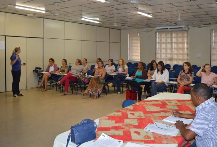 Educação e Daemo discutem projetos ambientais para escolas