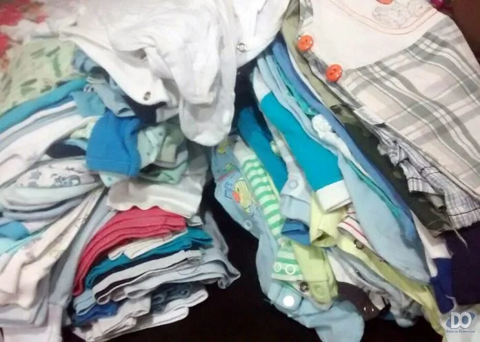 Doe roupas e acessórios para bebês para o Fundo Social de Olímpia