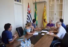 Prefeitos de Olímpia e Tabapuã se unem contra péssima condição da vicinal Natal Breda