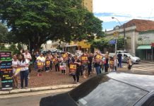 Professores e bancários participaram de protesto em Olímpia contra a reforma da Previdência