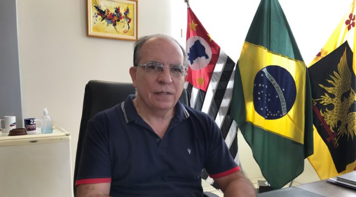 Prefeito de Olímpia culpa Papai Noel e São Pedro pela falta d’água