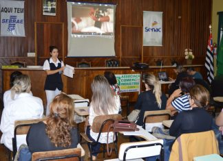 Prevenção ao câncer é tema de capacitação para profissionais da Saúde