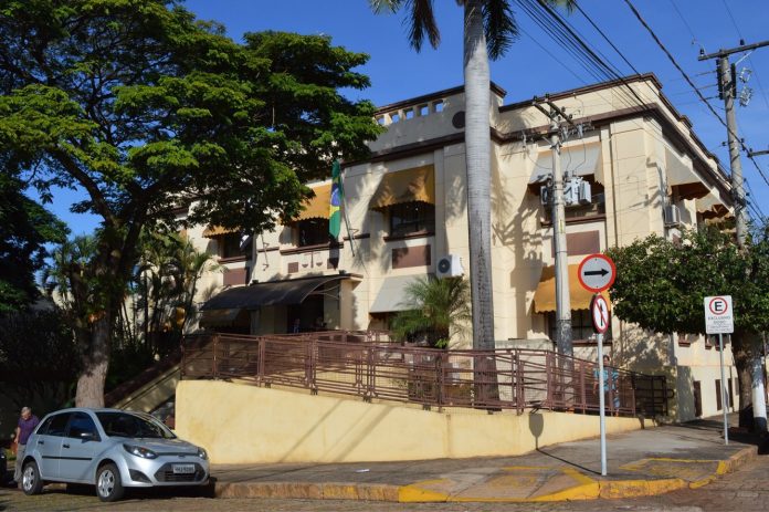 Prefeito solicita ampliação do Fórum de Olímpia ao secretário estadual da Justiça