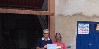 Cooperativa homenageia parceiros de ações de reciclagem