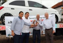 Severínia recebe carro zero de Marquezelli. E pré-certificação do Selo VerdeAzul