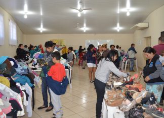 Cerca de 10 mil pessoas são beneficiadas com a Campanha do Agasalho, em Olímpia
