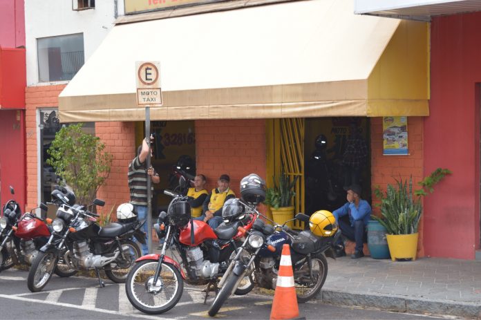 Mototaxista deve se regularizar, alerta Prodem