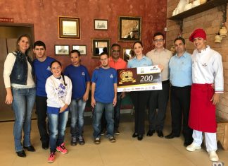 APAE recebe 200 pizzas da Bella Capri como doação integral. Compre e divulgue