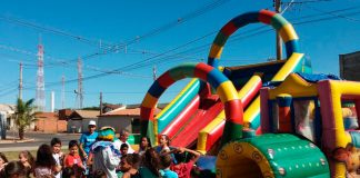 Centenas de crianças participam de atividades nos CRAS durante as férias