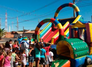 Centenas de crianças participam de atividades nos CRAS durante as férias