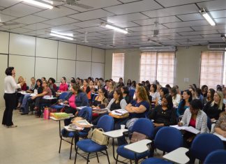 Projeto “Boquinhas” capacita professores para alfabetização de alunos
