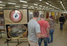 Cartazes da Festa do Peão de Barretos ganham exposição no UNIFEB