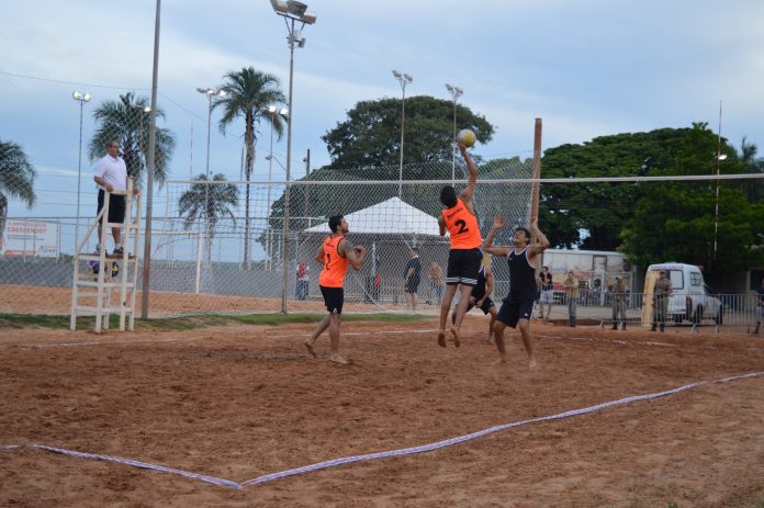 Jogos de Verão 2018: atletas do futevôlei entram em quadra hoje à noite