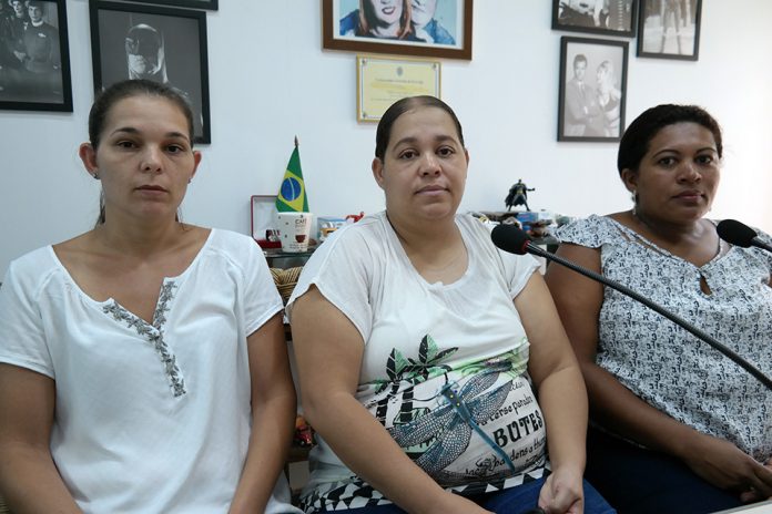Emocionadas, mãe, tia e amiga, de Tales revelam detalhes da doença. Médica mandou chamá-las urgente