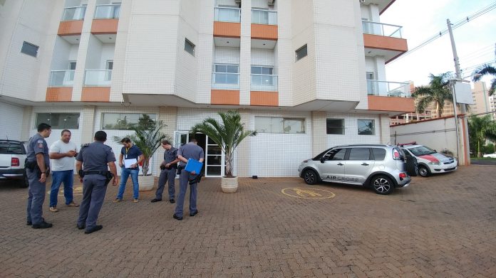 Prefeitura interdita Tiffany Hotel: área de construção declarada equivale a um escritório