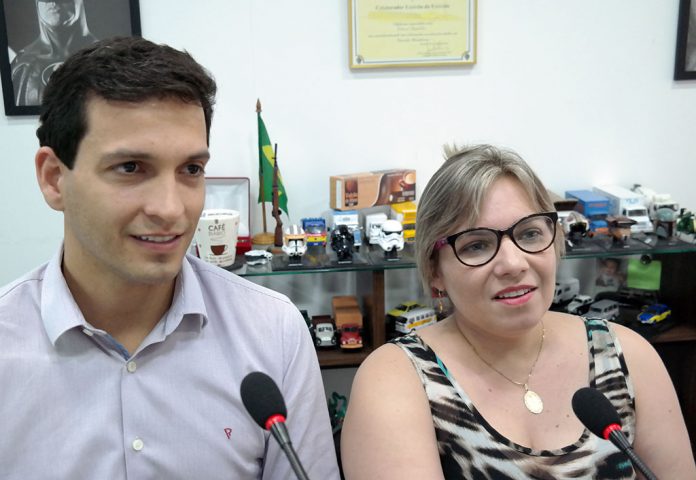 Comarca tem a sua primeira ‘prefeita’. Confira entrevista de Dr. Antonio Neto e Brenda Squiapati