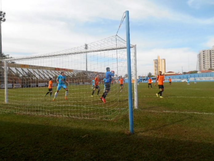 São José e Paulista vencem e já estão na semifinal do Campeonato Amador