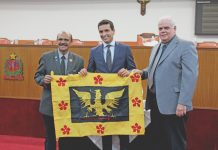Ex-prefeito e médico Antonio Neto recebe Cidadania Olimpiense. Mesmo sob ‘apagão suspeito’