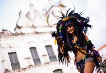 54º Fefol recebe Bumba-Meu-Boi Brilho da Balaiada e Cia Baile de Caixa do Maranhão