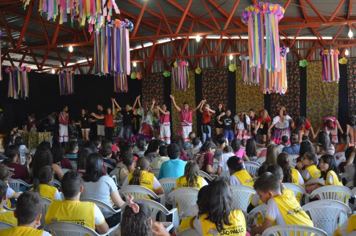 54º Fefol: Minifestival, Gincana de Brinquedos, Folclorança e Seminário de Estudos