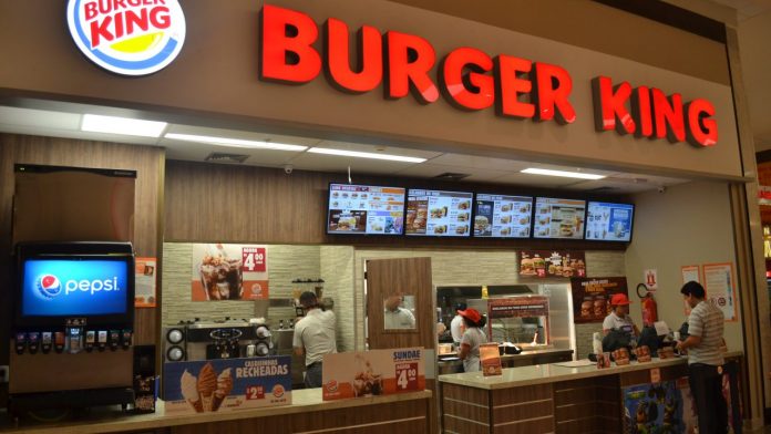 Burger King de Olímpia abre as 23 primeiras vagas. Currículos até o dia 1º