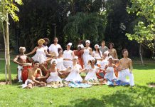 Grupo inédito da Bahia abre as apresentações do palco principal do Fefol no sábado