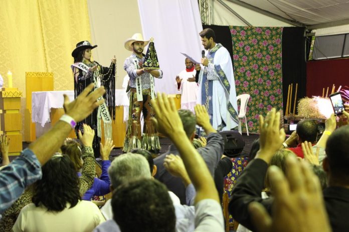 15ª Missa Sertaneja da Festa do Peão de Barretos será celebrada terça-feira