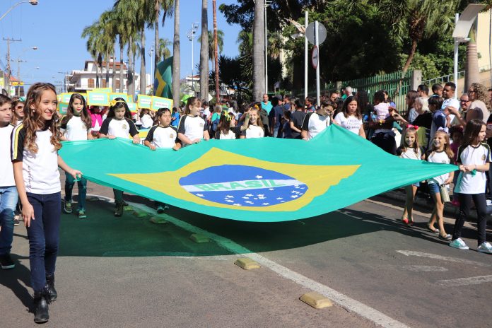 Desfile da Independência foi transmitido ao vivo pelo Diário. Se perdeu, confira aqui