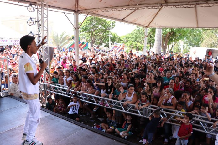 Festival da Criança reúne mais de 6 mil pessoas na Praça da Matriz